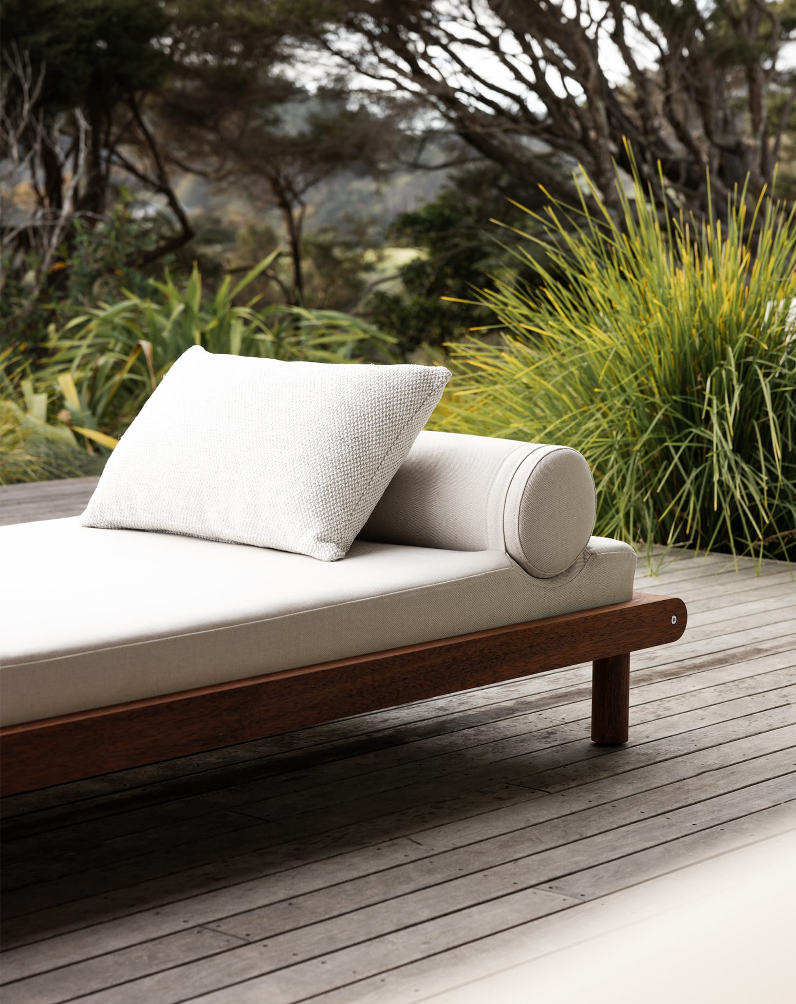 Daybed [Source]