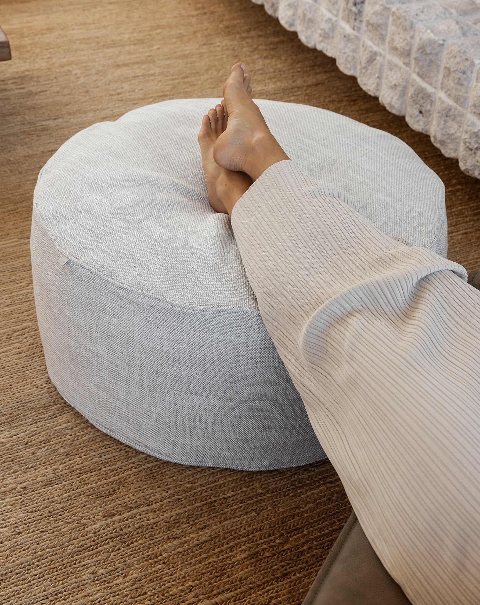 Bean bag footstool [Tulum Fontaine]